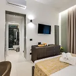 Romana Experience Affittacamere 4*
